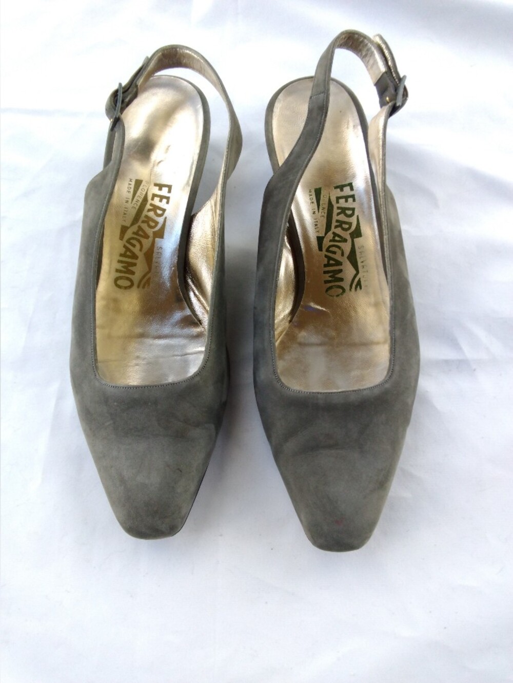 Project Shoe SALVATORE FERRAGAMO Clarina Grey Leather Sling Back Pumps Size 6.5B
